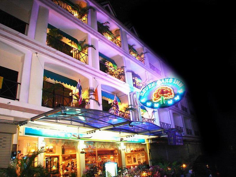 Seven Oaks Inn Jomtien Beach Zewnętrze zdjęcie