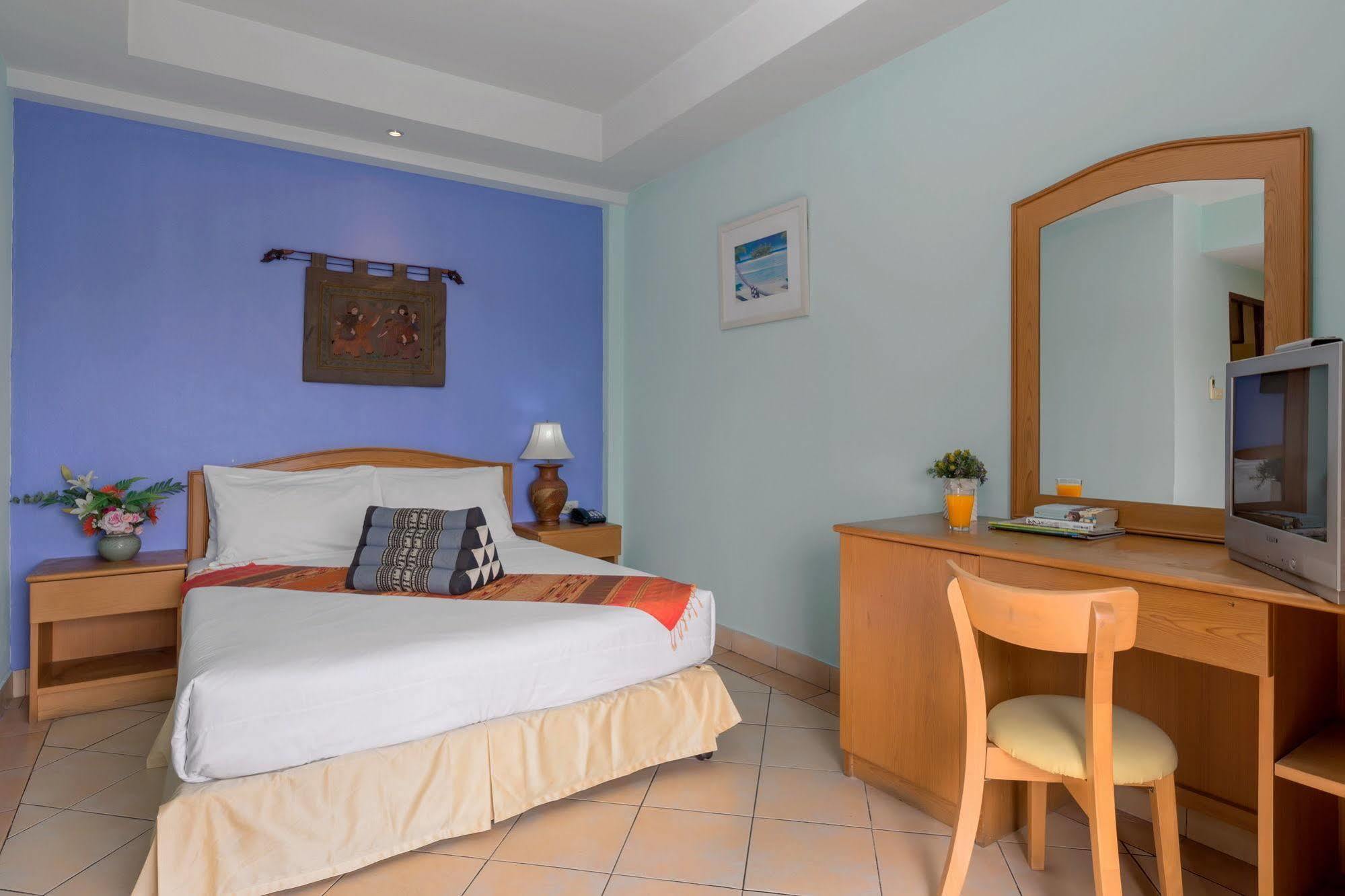 Seven Oaks Inn Jomtien Beach Zewnętrze zdjęcie